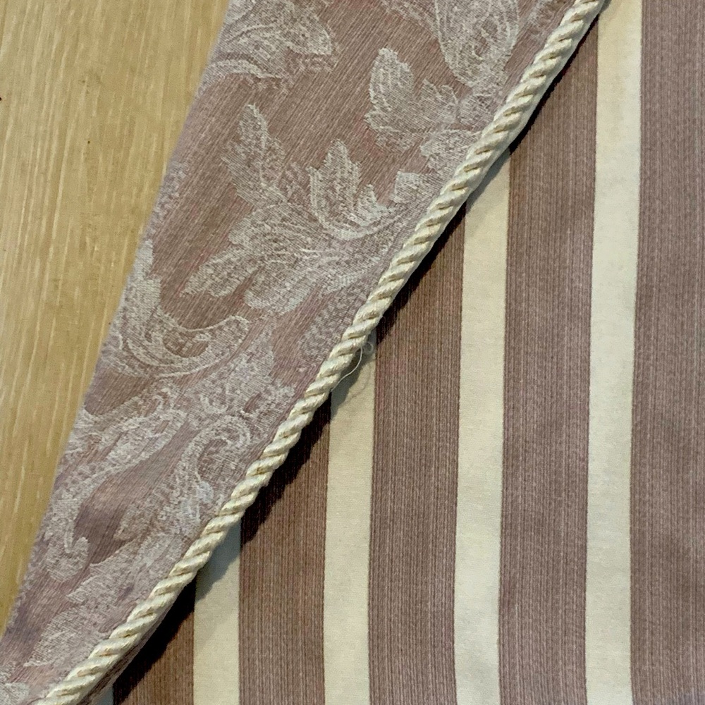 Duvet, reversible twin size, taupe/grey with button closure, 2 tassels.